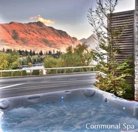 Modern Executive Living In Pounamu Κουίνσταουν Εξωτερικό φωτογραφία