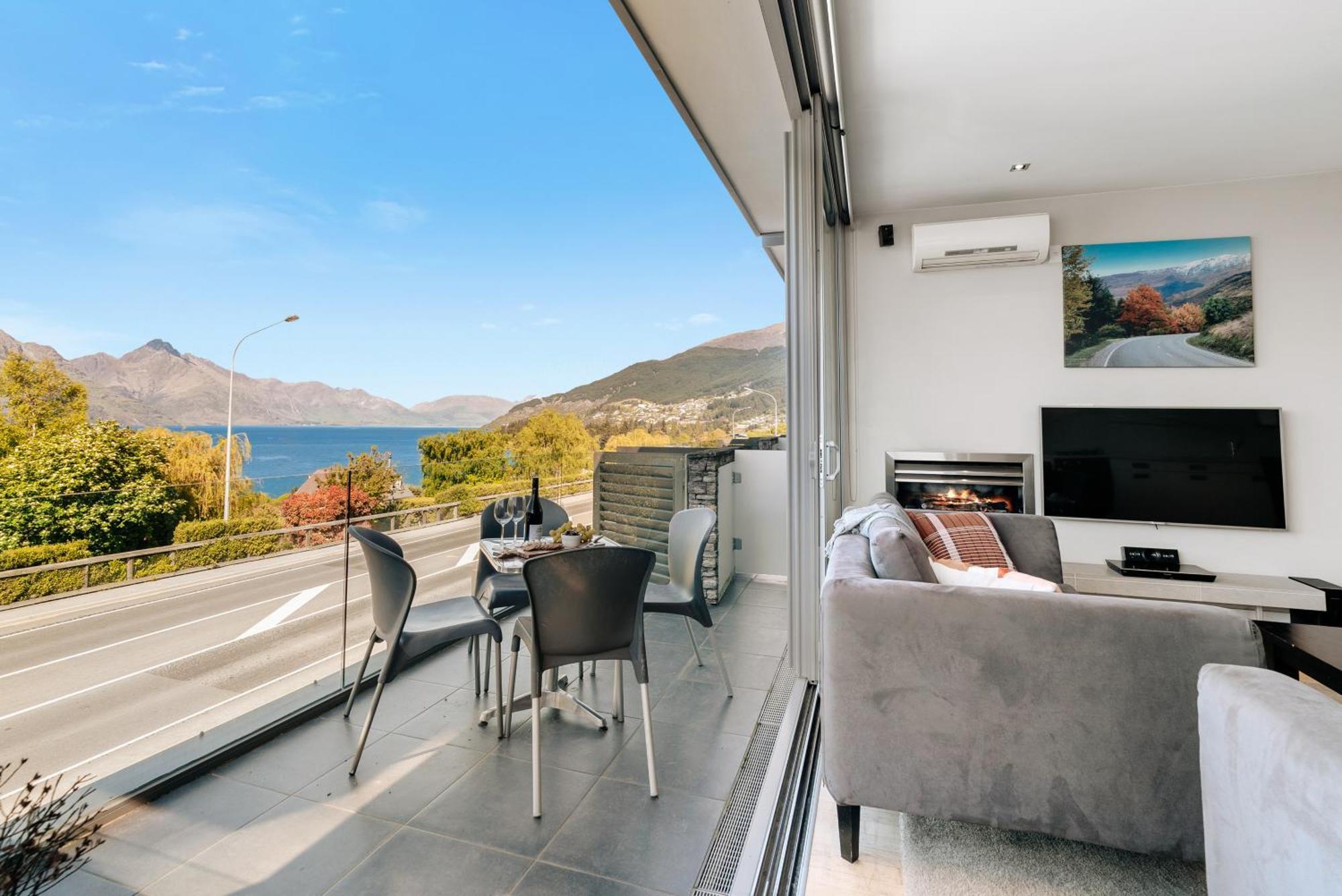 Modern Executive Living In Pounamu Κουίνσταουν Εξωτερικό φωτογραφία