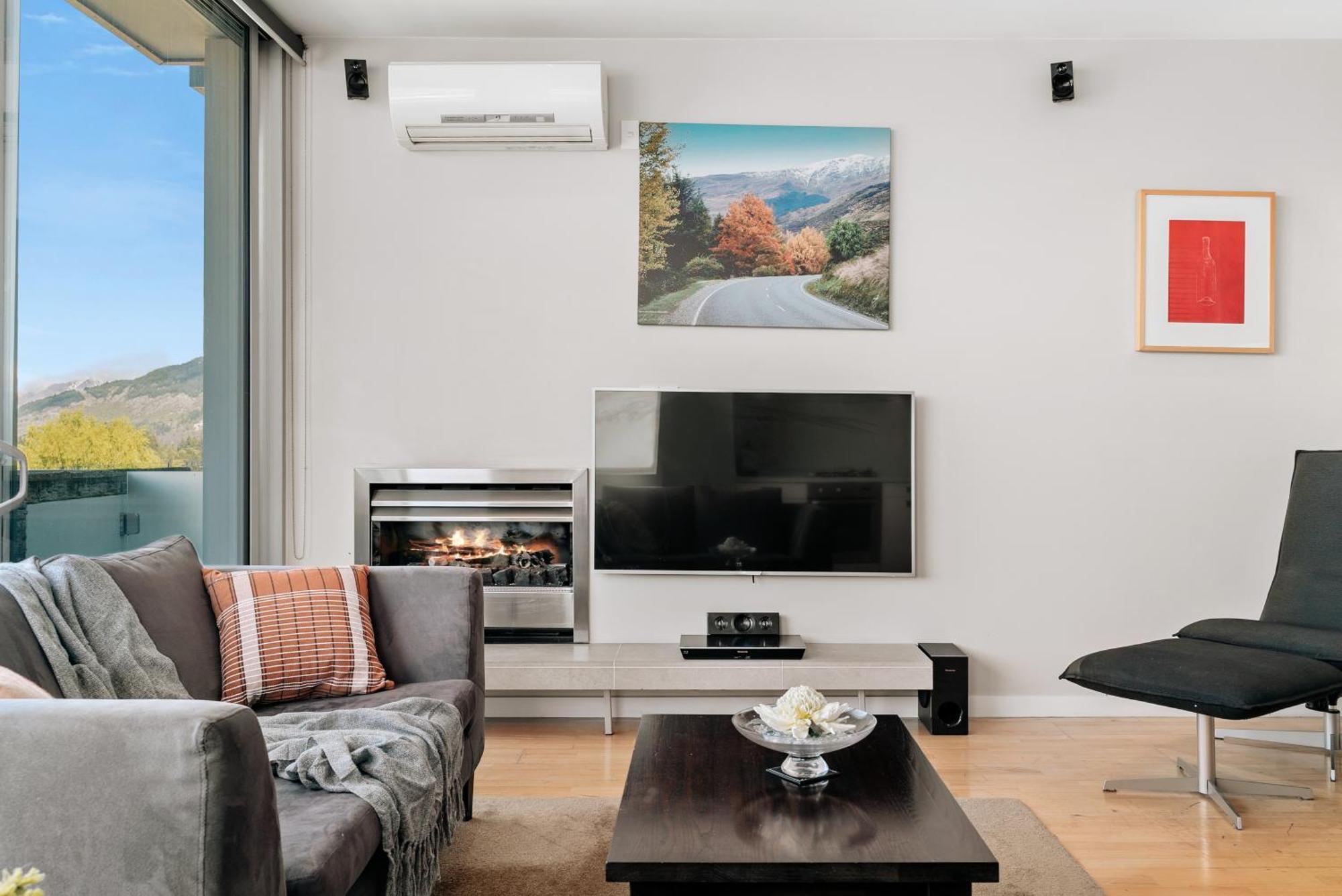 Modern Executive Living In Pounamu Κουίνσταουν Εξωτερικό φωτογραφία