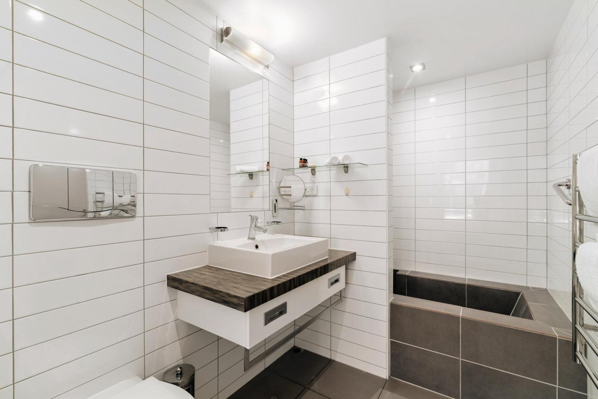 Modern Executive Living In Pounamu Κουίνσταουν Εξωτερικό φωτογραφία
