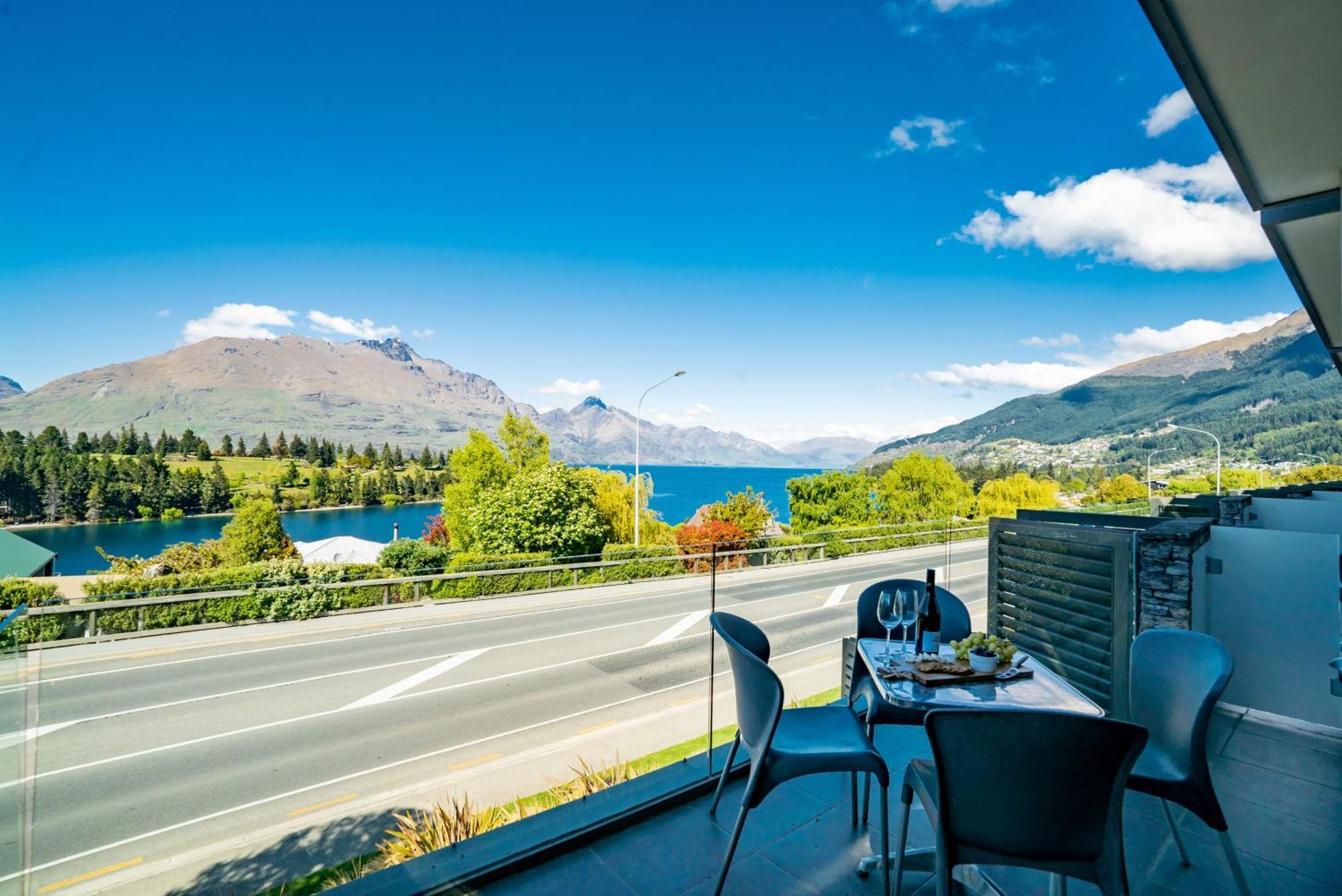 Modern Executive Living In Pounamu Κουίνσταουν Εξωτερικό φωτογραφία